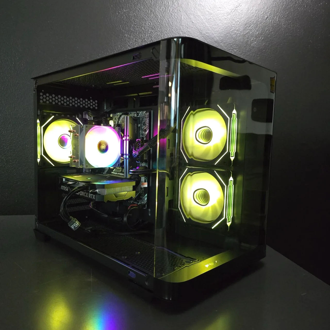 PC Gaming Ricondizionato Assemblato ASUS (i5 6-core, 32GB, RTX 4060 8GB, 2TB, WiFi) - Windows 11 - Eccellente, fotografia 3