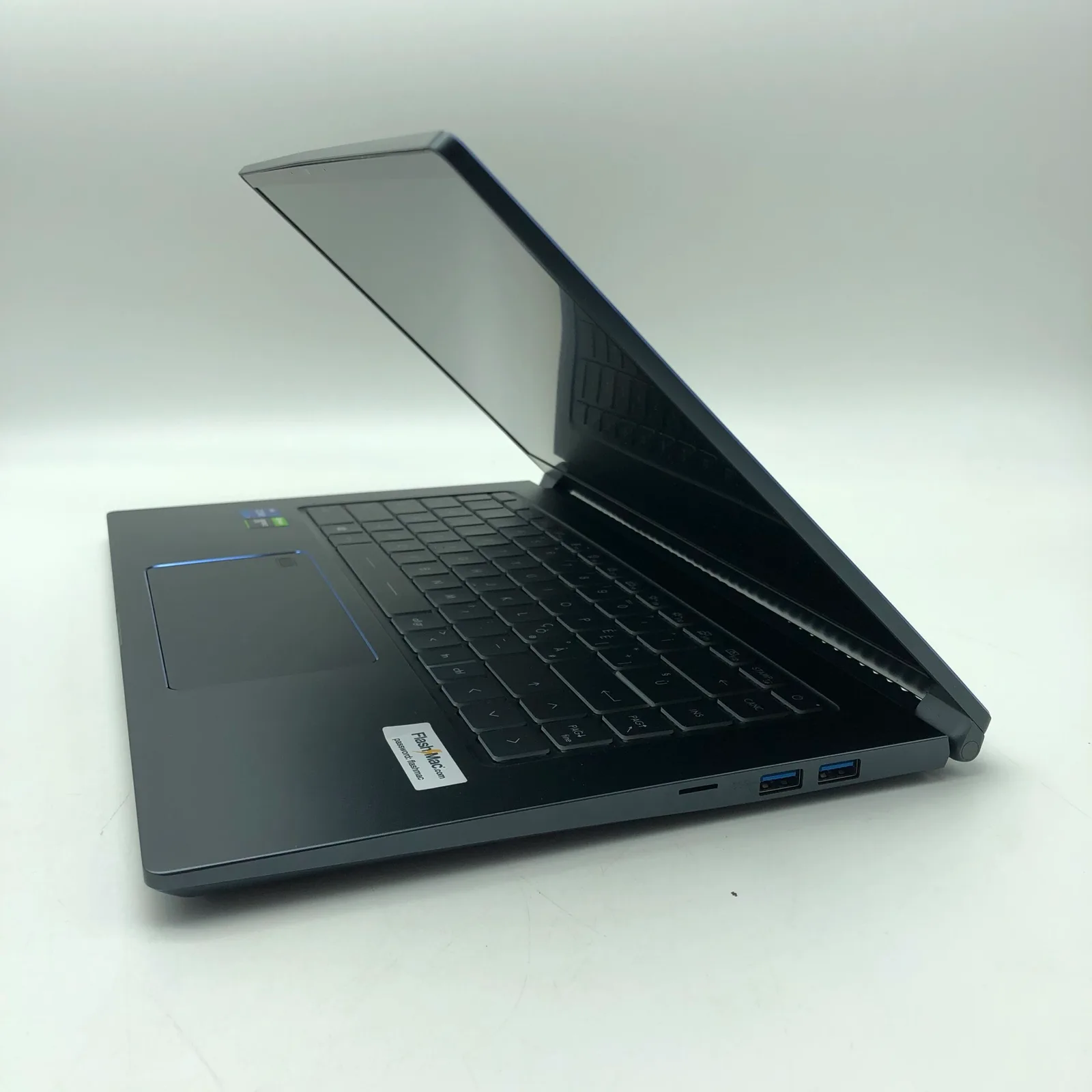MSI Prestige 15 Ricondizionato (15.6" pollici, i7 14-core, 16GB, 1TB, GTX 1650 4GB) Windows 11 - Eccellente, fotografia 5