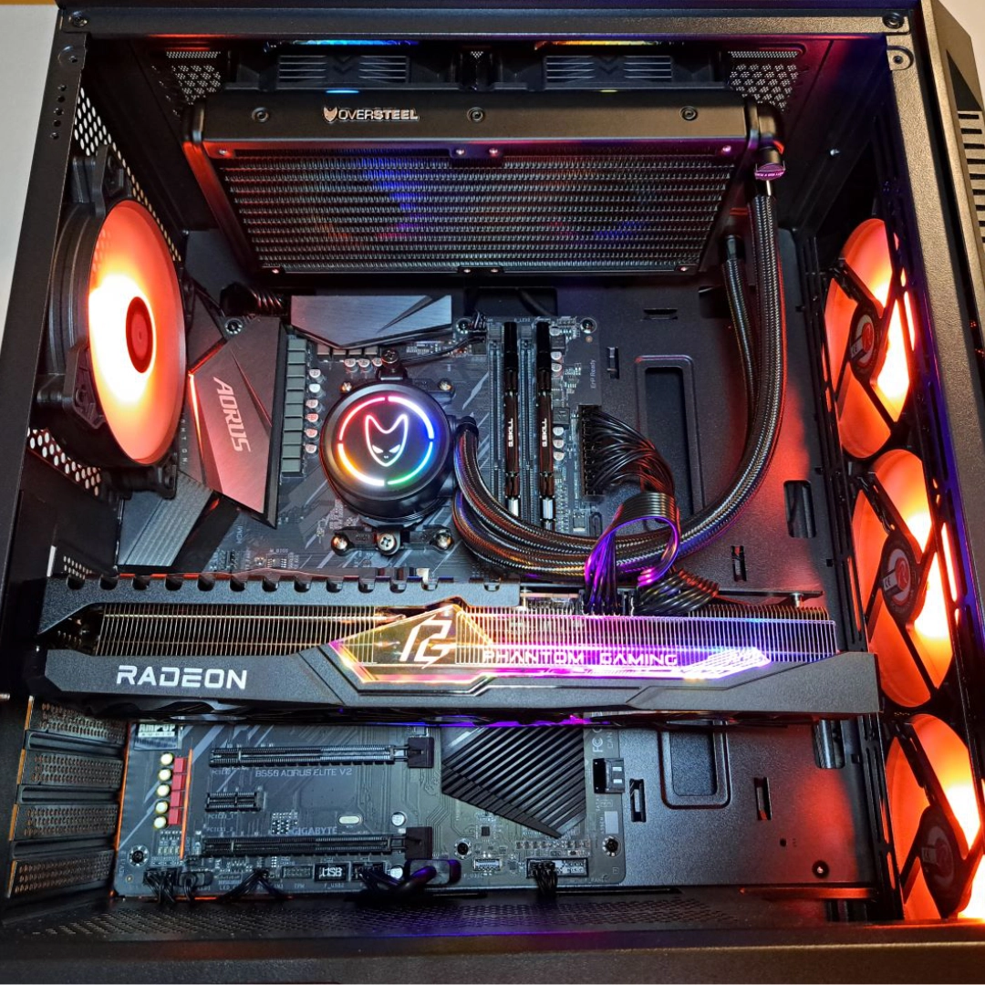 PC Gaming Assemblato Ricondizionato GIGABYTE (Ryzen 5 6-core, 32GB, RX 7800 XT 16GB, 1TB) – Windows 11 – Eccellente, fotografia 3