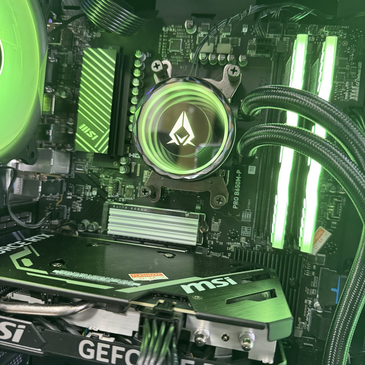 PC Gaming Assemblato Ricondizionato MSI (Ryzen 7 8-core, 32 GB, RTX 4060 Ti 16GB, 2TB) - Windows 11 - OTTIMO - Image 5