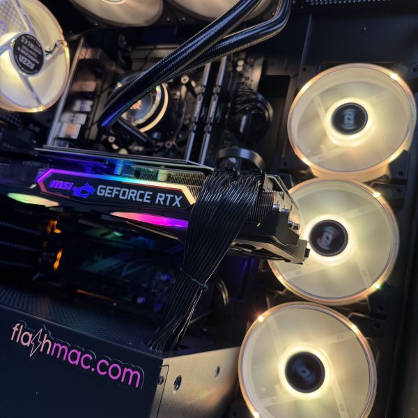 PC Gaming Ricondizionato GIGABYTE MSI (i9 8-core, 32GB RAM, RTX 2080 8GB) - Windows 11 - Eccellente - Image 4