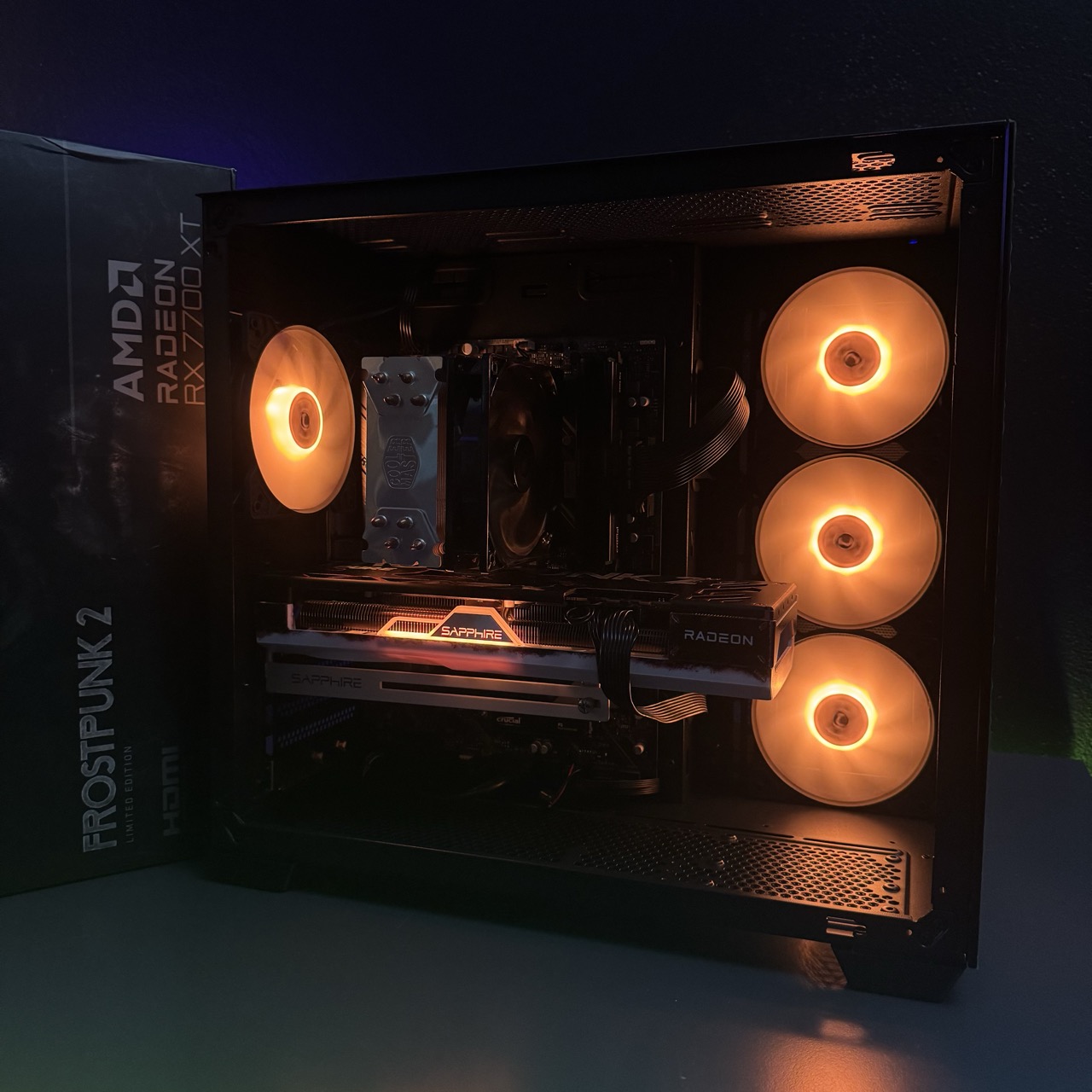 PC Gaming Ricondizionato assemblato ASRock (Ryzen 7 8-core, Radeon RX 7700 XT 12GB, 32GB, 3TB) - Windows 11 - Eccellente - Image 4